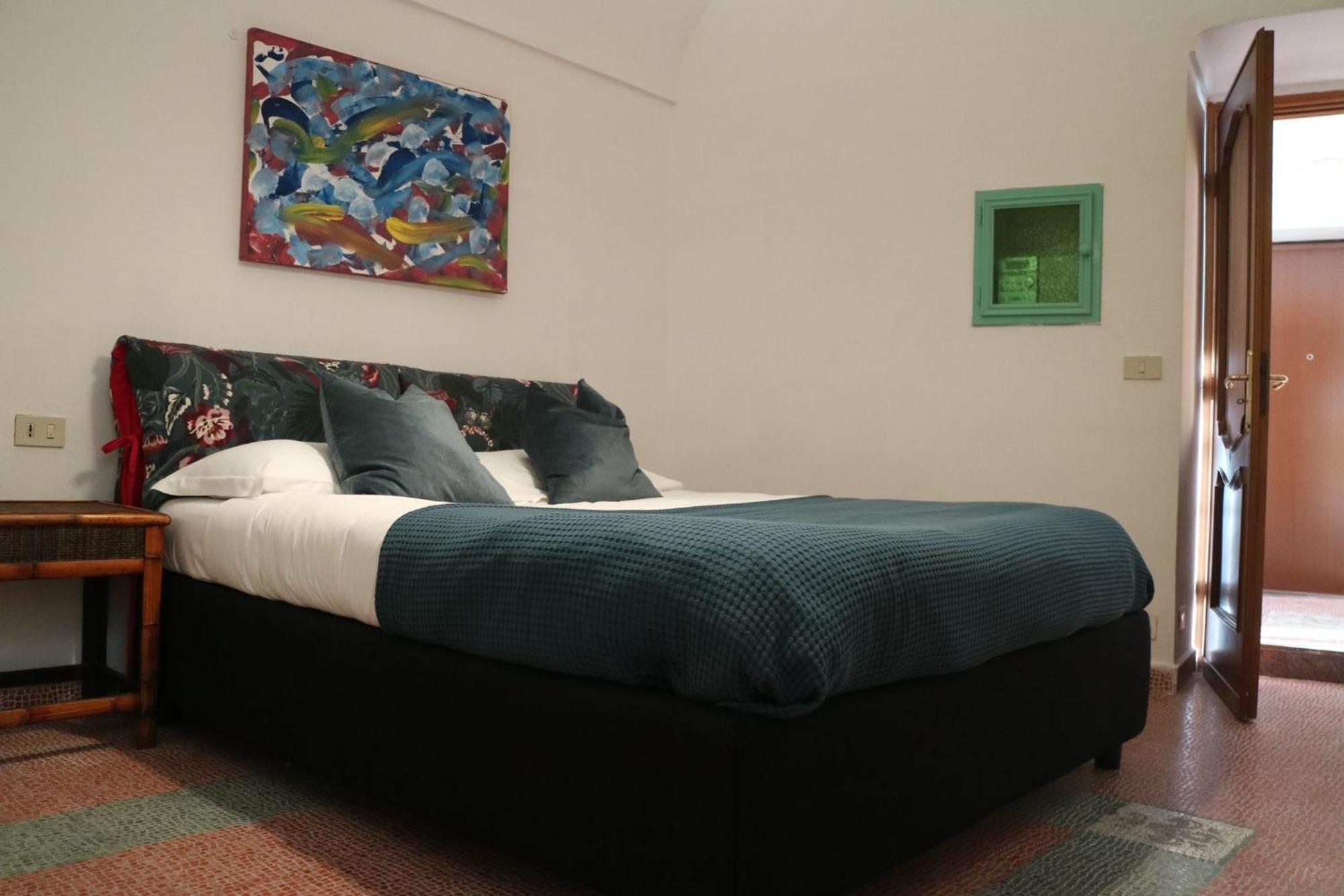 Toffee Palmari 23 - Seven Suites Sanremo Bagian luar foto